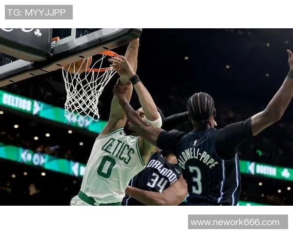 凯尔特人与奇才激烈对抗赛场爆发冲突引发热议 凯尔特人与奇才激烈对抗赛场爆发冲突引发热议