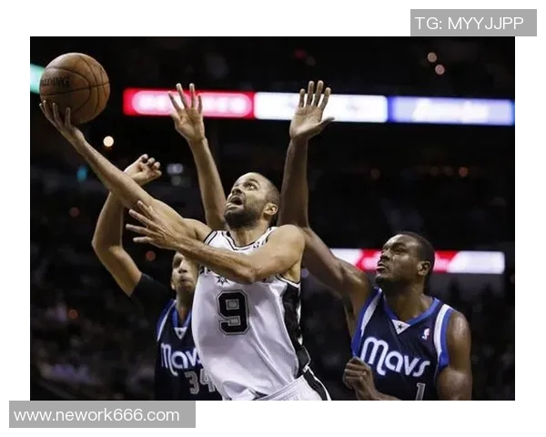 季后赛激战开启开拓者与小牛展开巅峰对决谁能赢得晋级机会