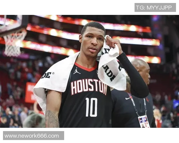 小贾巴里史密斯：新星崛起，NBA赛场的未来之星与挑战