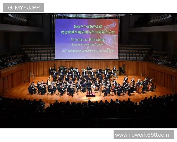 朱荣振的艺术旅程与人生哲学探索：从传统到现代的跨越与融合