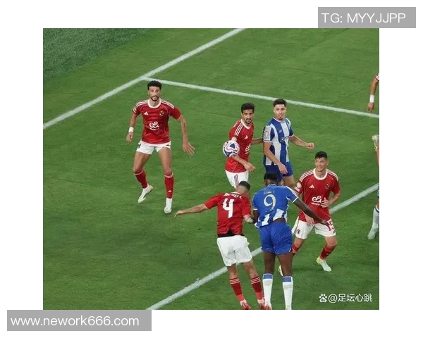 波尔图与摩的精彩对决揭示足球战术与团队协作的魅力