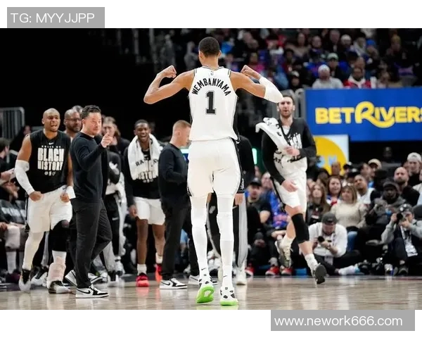 阿里扎泪洒赛场火箭与马刺激战回顾情感交织的篮球之夜