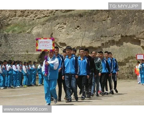 加维的成长之路：从青涩少年到足球场上的璀璨明星