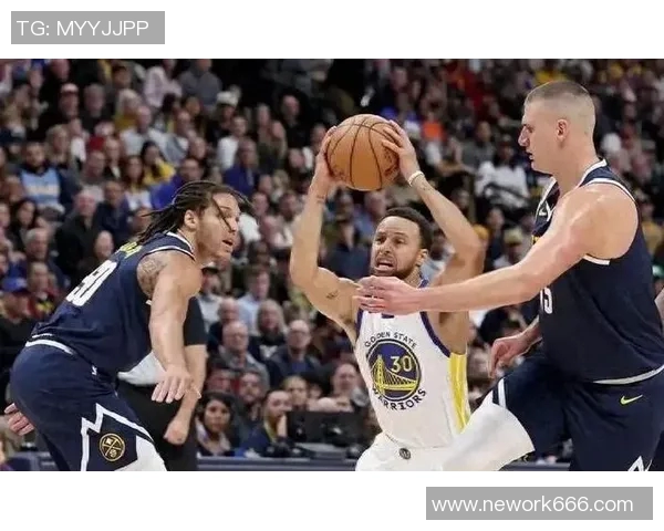 勇士与掘金季前赛精彩全场录像回顾及精彩瞬间分析